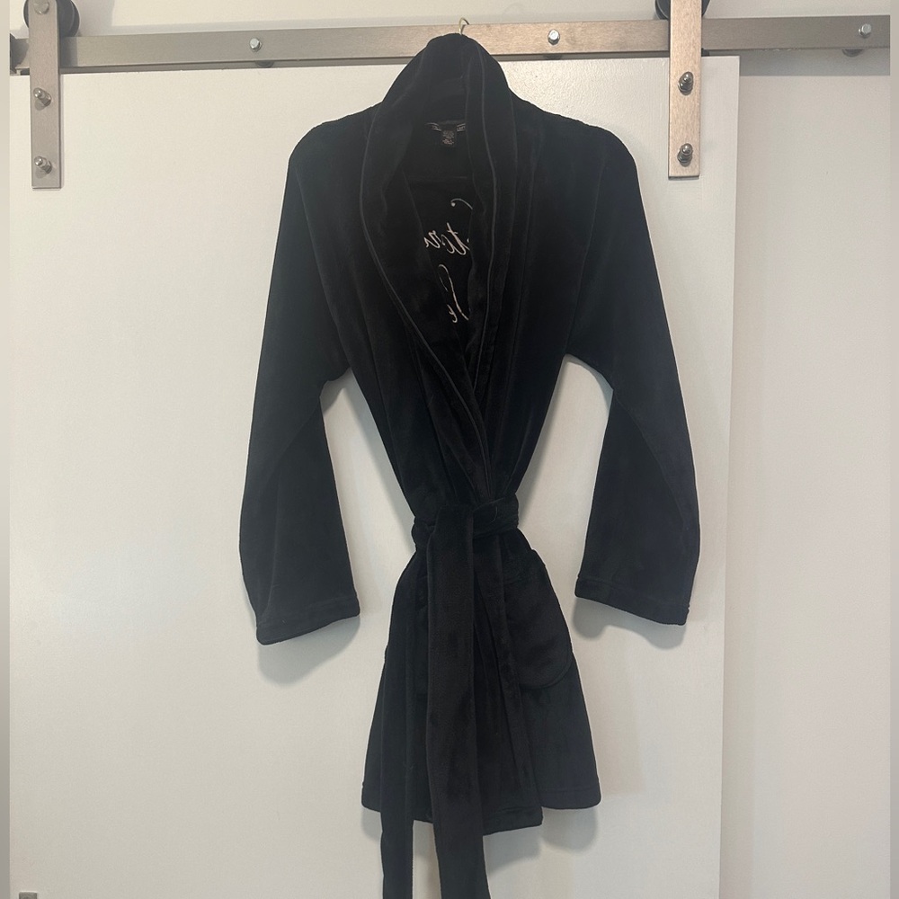 GUC Black Victoria’s Secret Robe